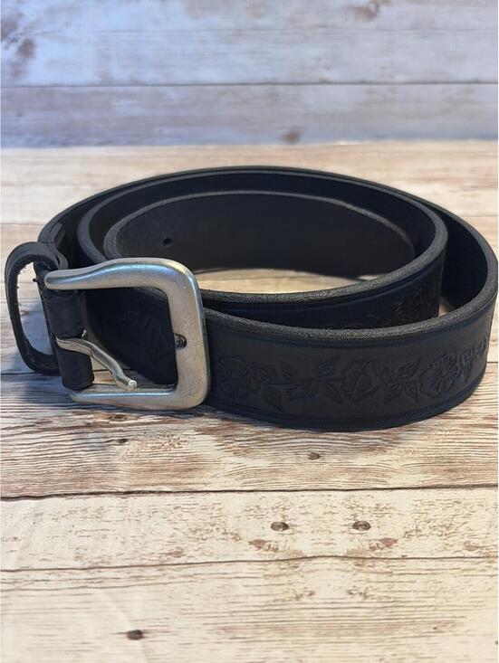 Accessories - Black Tooled Genuine Leather Belt Large